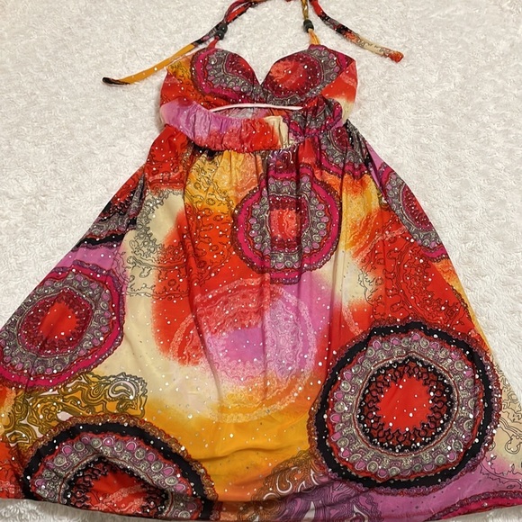 Gorgeous Summer Sundress - Picture 4 of 5